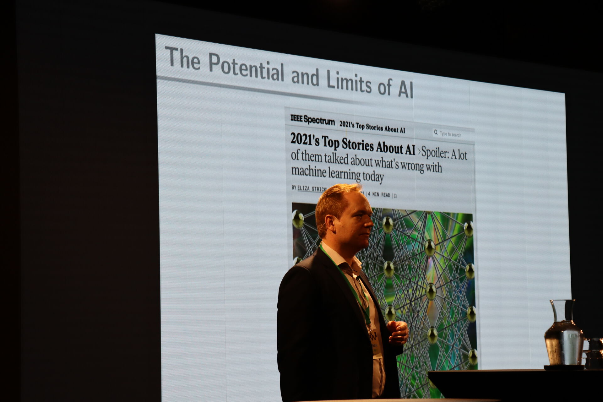 Anders Hansen presenting his work at the Nordic AI Meet 2022